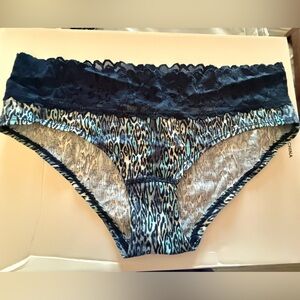 Victoria’s Secret hip hugger blue cheetah Lace Women's Intimate